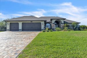 330 Ne 20th St, CAPE CORAL 330 Ne 20th St, CAPE CORAL