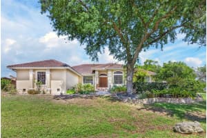 7214 Hendry Creek Dr, FORT MYERS