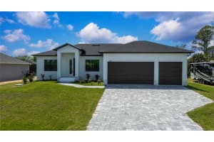 15089 Aldama Cir, PORT CHARLOTTE