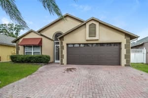 120 Lakebreeze Cir, LAKE MARY