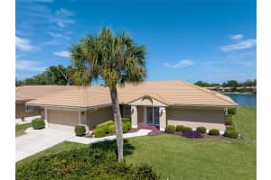 3162 E Village Dr, VENICE