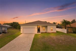 870 Columbia St, PORT CHARLOTTE