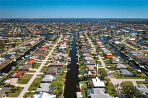 4815 Sorrento Ct, CAPE CORAL 4815 Sorrento Ct, CAPE CORAL