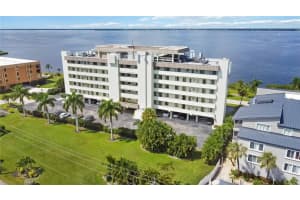 1500 Park Beach Cir #2f, PUNTA GORDA
