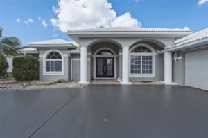 1083 Manilla Ln, PUNTA GORDA