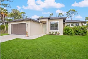 241 Hoffer St, PORT CHARLOTTE
