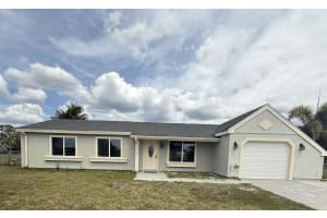 3236 Montclair Cir, NORTH PORT