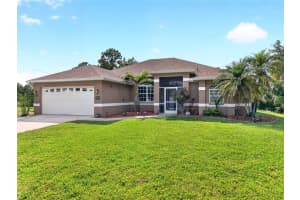 4841 Camelot St, NORTH PORT