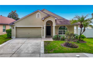 805 Lesa Glen Pl, BRANDON 805 Lesa Glen Pl, BRANDON