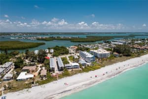 2450 N Beach Rd #225, ENGLEWOOD