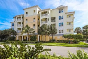 8561 Amberjack Cir #301, ENGLEWOOD
