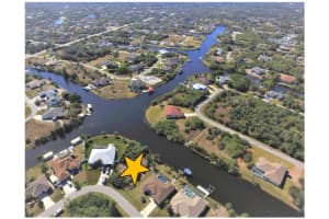 9490 Snapper Cir, PORT CHARLOTTE
