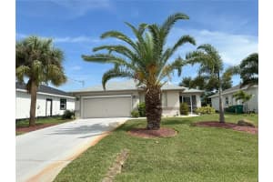 107 Cottage Pl, ROTONDA WEST