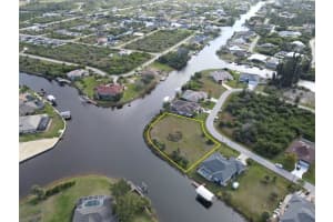 15374 Ancel Cir, PORT CHARLOTTE