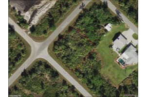 298 Hamden St, PORT CHARLOTTE