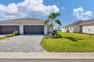 8757 Saint Kitts Cir, ENGLEWOOD
