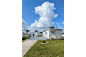 1891 Englewood Rd #104, ENGLEWOOD