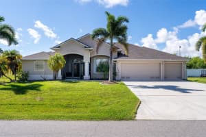 15507 Aqua Cir, PORT CHARLOTTE
