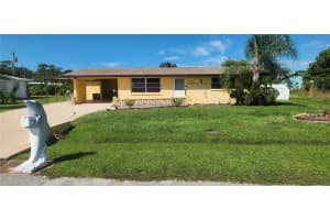 1700 Morning Dove Ln, ENGLEWOOD