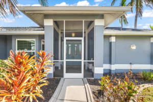 15490 Mccomb Cir, PORT CHARLOTTE