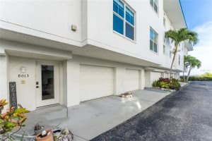 8013 Bay Pointe Dr, ENGLEWOOD