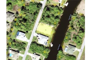 9270 Melody Cir, PORT CHARLOTTE