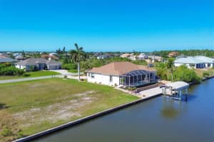 15124 Acorn Cir, PORT CHARLOTTE