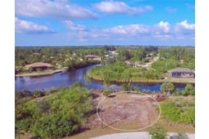 15642 Applewhite Cir, PORT CHARLOTTE