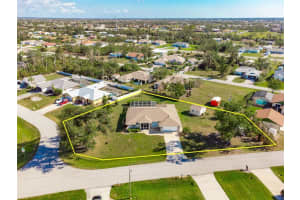 7424 Snow Dr, ENGLEWOOD 7424 Snow Dr, ENGLEWOOD