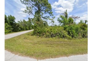 3527 Dwight St, PORT CHARLOTTE