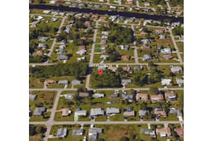 3207 Pinetree St, PORT CHARLOTTE