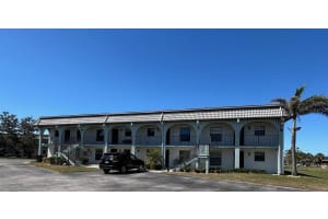 150 Englewood Isles Pkwy #201, ENGLEWOOD