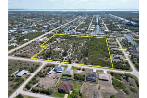 10378 Sunday Dr, PORT CHARLOTTE