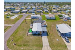 1376 Flamingo Dr, ENGLEWOOD