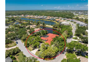 26 Saint Croix Way, ENGLEWOOD