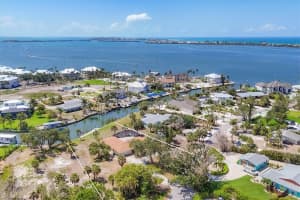 500 Green Dolphin Dr S, PLACIDA