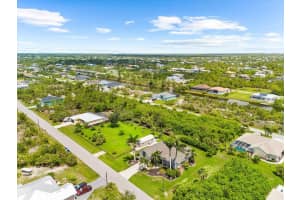 15521 Lakeland Cir, PORT CHARLOTTE