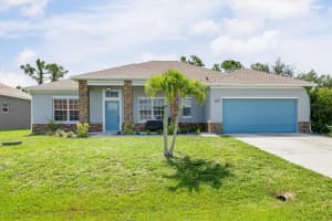 9151 Melody Cir, PORT CHARLOTTE