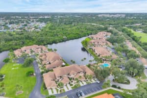 2004 Longpointe Cir #e2, VENICE 2004 Longpointe Cir #e2, VENICE