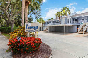 880 Bird Bay Dr W #201, VENICE