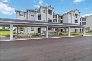 17625 Opal Sand Dr #302, VENICE