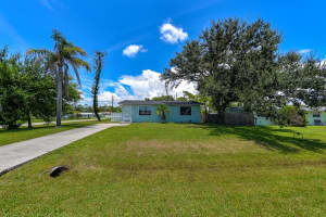 8382 Osprey Rd, ENGLEWOOD