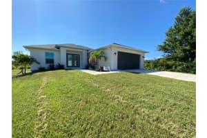126 Smallwood Rd, ROTONDA WEST