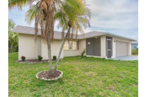 1609 E Cypress Point Dr, VENICE