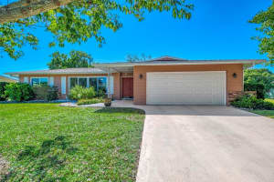 526 Oxford Dr, VENICE 526 Oxford Dr, VENICE