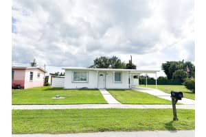 8265 Shumock Ave, NORTH PORT 8265 Shumock Ave, NORTH PORT