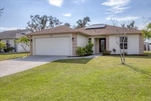 530 Michigan Ave, ENGLEWOOD