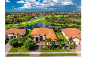 10817 Whisk Fern Dr, VENICE 10817 Whisk Fern Dr, VENICE