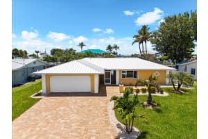 1460 Deer Creek Dr, ENGLEWOOD