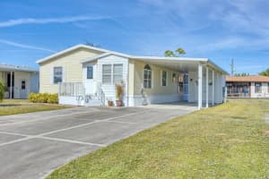 9086 Pinehaven Way, ENGLEWOOD